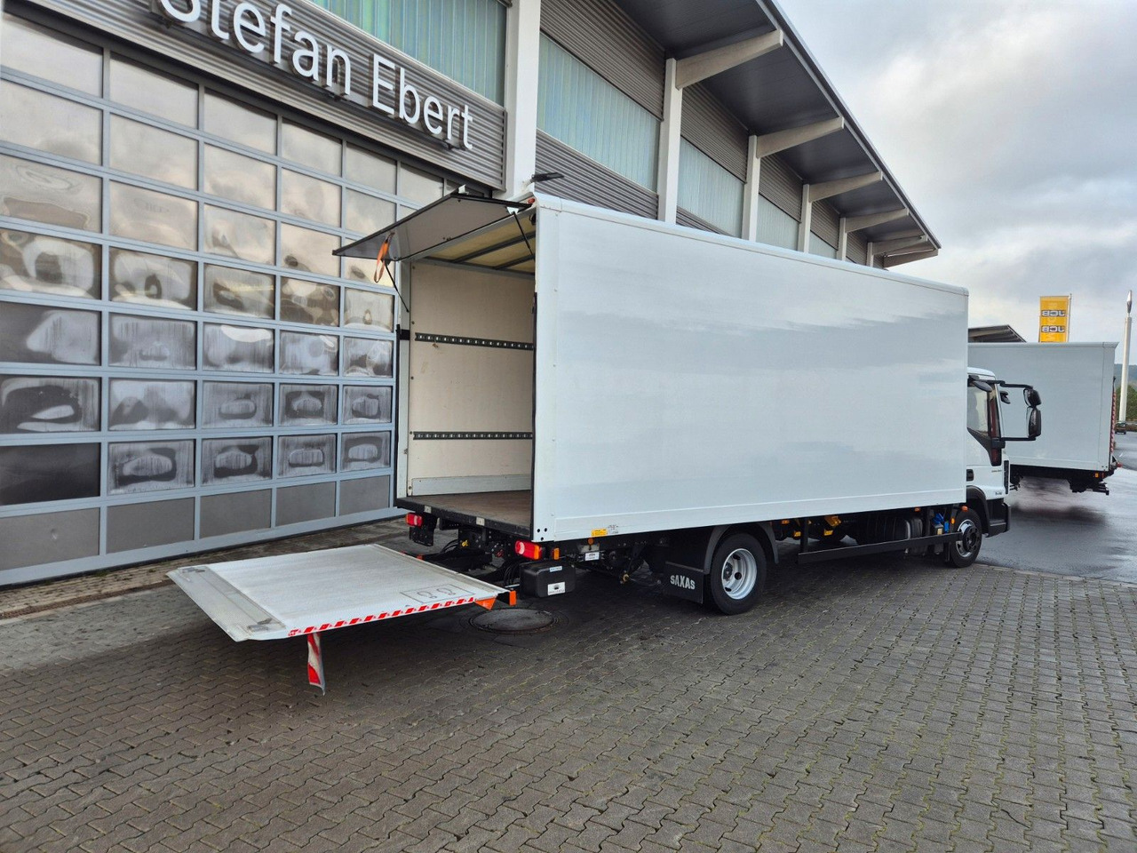 Box van Iveco Eurocargo 75-210 Koffer LBW: picture 14