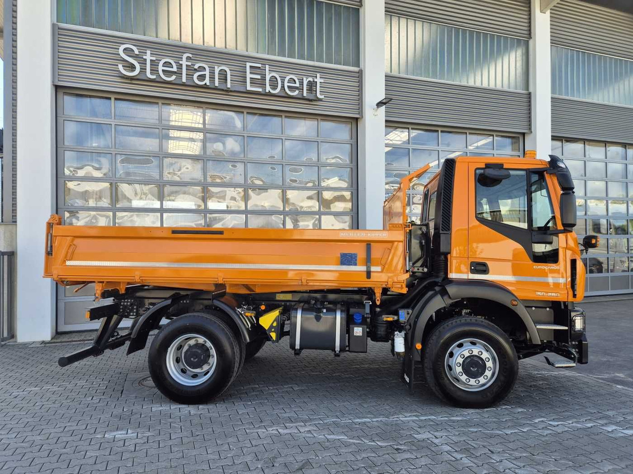 Iveco Eurocargo ML150E28W 4x4 Winterdienst Vorb. 2xAHK - Tipper: picture 5 Iveco Eurocargo ML150E28W 4x4 Winterdienst Vorb. 2xAHK - Tipper: picture 5