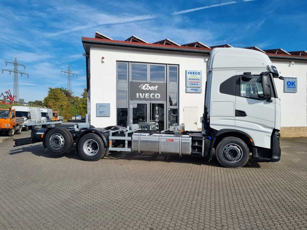 Iveco S-Way AS260S46 6x2 BDF-Wechsler Intarder 2x vorh - Container transporter/ Swap body truck: picture 3 Iveco S-Way AS260S46 6x2 BDF-Wechsler Intarder 2x vorh - Container transporter/ Swap body truck: picture 3