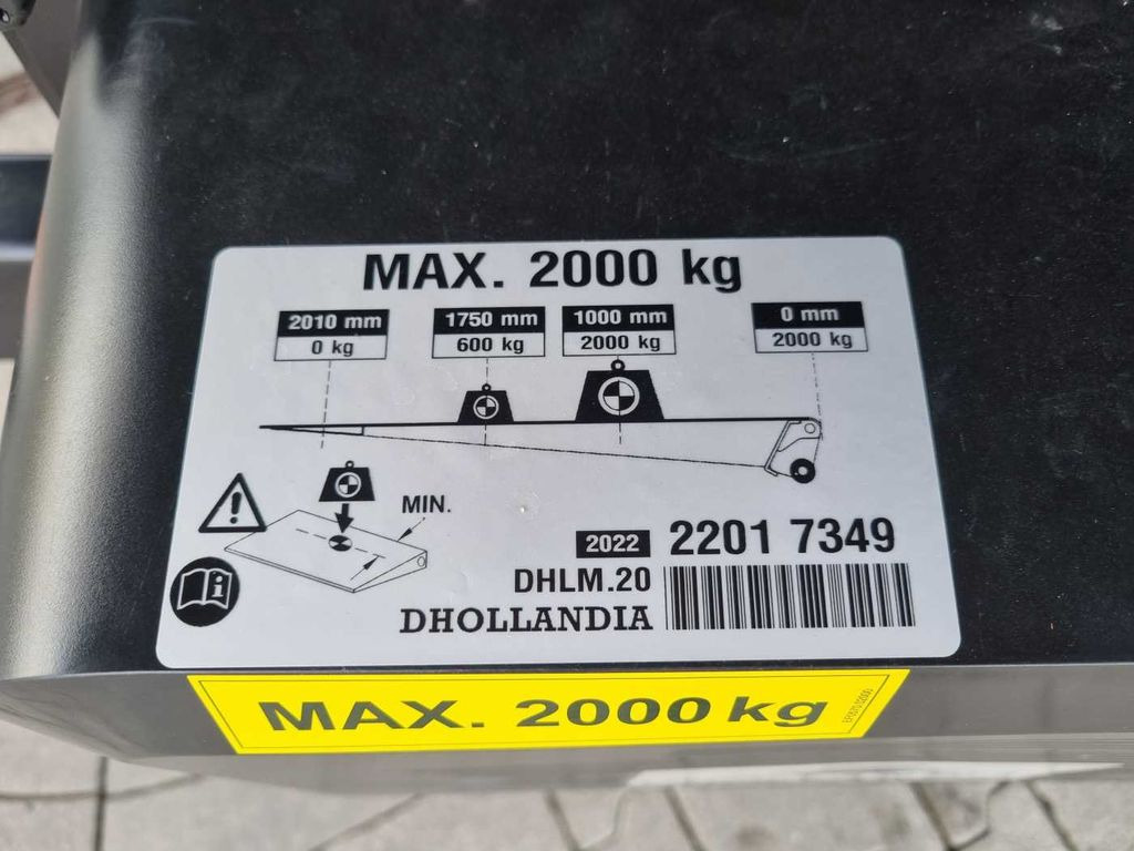 New Curtainsider truck Iveco S-Way AT190S40/P Pritsche/Plane + LBW AHK Navi: picture 13 New Curtainsider truck Iveco S-Way AT190S40/P Pritsche/Plane + LBW AHK Navi: picture 13