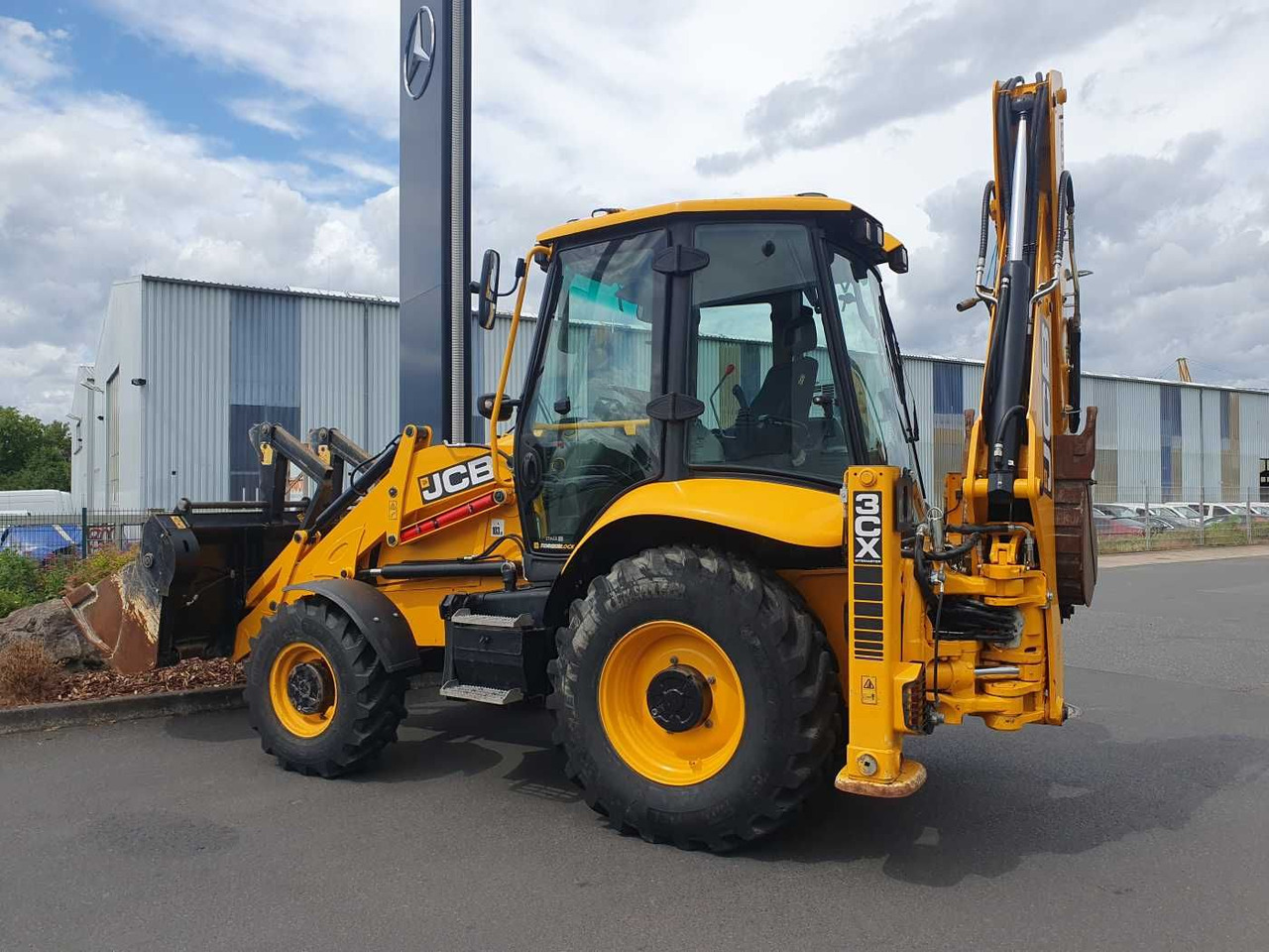 JCB 3CX / Gabel & 4in1 Schaufel / nur 1.561h / 2022 - Backhoe loader: picture 2 JCB 3CX / Gabel & 4in1 Schaufel / nur 1.561h / 2022 - Backhoe loader: picture 2