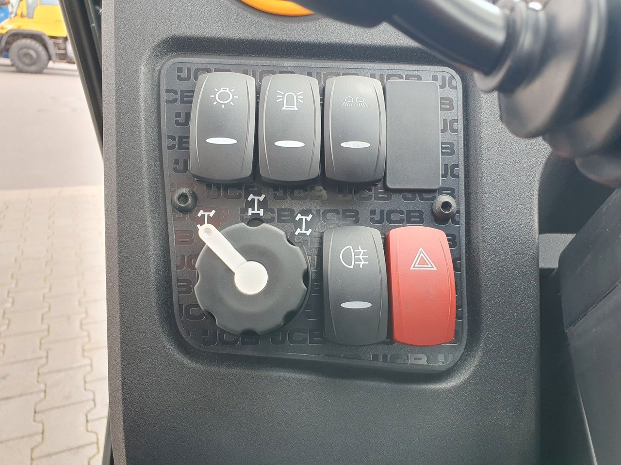 Telescopic handler JCB 525-60 / Neufahrzeug /Palettengabel / 2025: picture 13