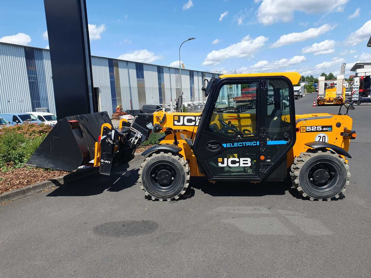 JCB 525-60E / Elektro / 2022 / nur 176h / Gabel - Telescopic handler: picture 3 JCB 525-60E / Elektro / 2022 / nur 176h / Gabel - Telescopic handler: picture 3