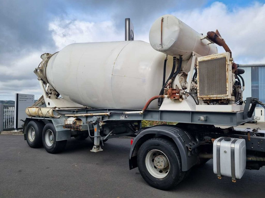 KWB P-382-STI Betonmischer Motor SAF-Achsen Lift - Concrete mixer semi-trailer: picture 5 KWB P-382-STI Betonmischer Motor SAF-Achsen Lift - Concrete mixer semi-trailer: picture 5