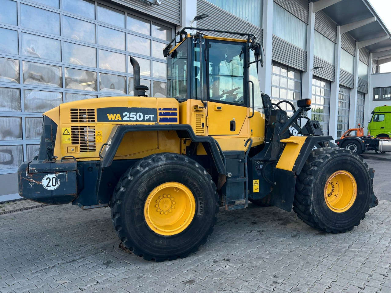 Komatsu WA 250 PT - 5H / 12.390h / - Wheel loader: picture 4 Komatsu WA 250 PT - 5H / 12.390h / - Wheel loader: picture 4