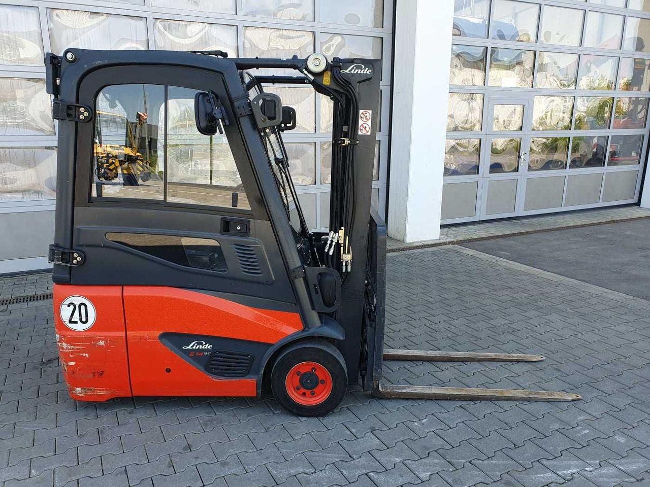 Linde E14 - 01 / Triplex: 4.10m! / SS / nur 2.899h! - Electric forklift: picture 2 Linde E14 - 01 / Triplex: 4.10m! / SS / nur 2.899h! - Electric forklift: picture 2