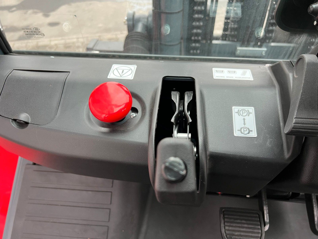 Rough terrain forklift Magni FL 5,0 / Neu / SS / Gabelverstellung: picture 17 Rough terrain forklift Magni FL 5,0 / Neu / SS / Gabelverstellung: picture 17