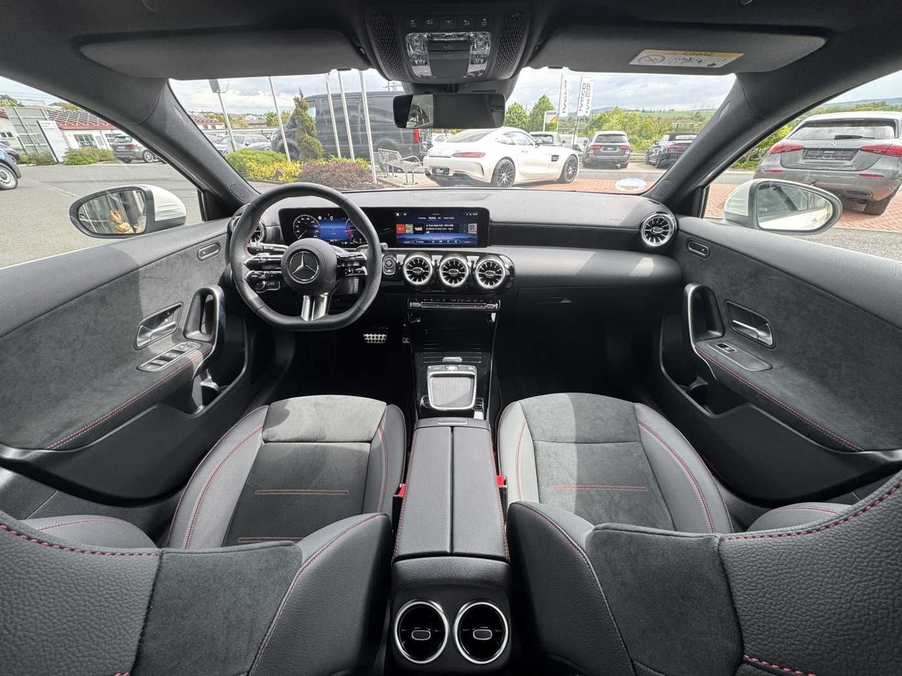 Mercedes-Benz A 200d AMG+AHK+Ambiente+RFK+MBUX+LED+IHC on lease Mercedes-Benz A 200d AMG+AHK+Ambiente+RFK+MBUX+LED+IHC: picture 12
