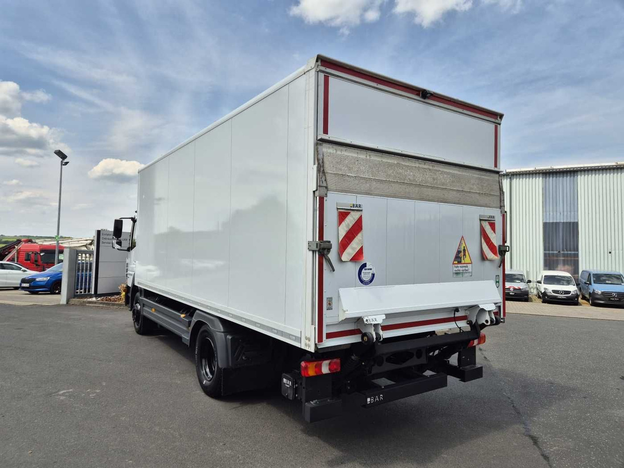 Box truck Mercedes-Benz Atego 1524 L LBW 1.500kg Standheizung Klima: picture 8 Box truck Mercedes-Benz Atego 1524 L LBW 1.500kg Standheizung Klima: picture 8