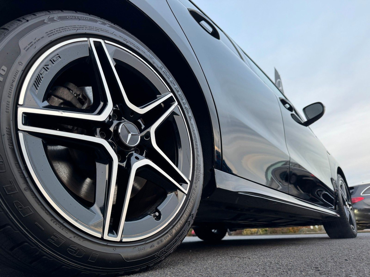 Mercedes-Benz B 250e Edition2020+AMG+Ambiente+Night+LED - Sedan: picture 5 Mercedes-Benz B 250e Edition2020+AMG+Ambiente+Night+LED - Sedan: picture 5