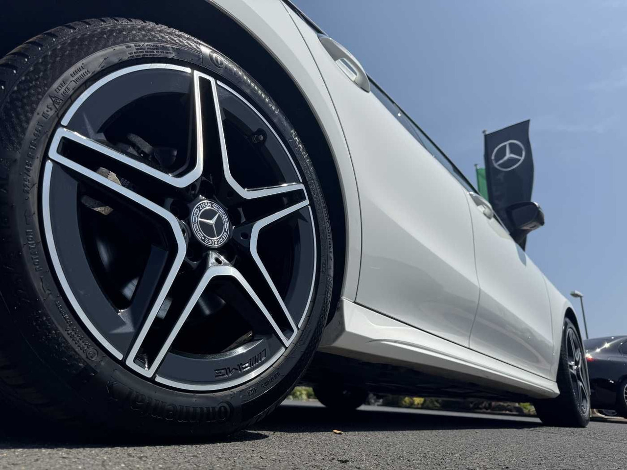 Mercedes-Benz CLA 220d Shooting Brake AMG+Pano+Distr+AHK+uvm. - Station wagon: picture 5 Mercedes-Benz CLA 220d Shooting Brake AMG+Pano+Distr+AHK+uvm. - Station wagon: picture 5