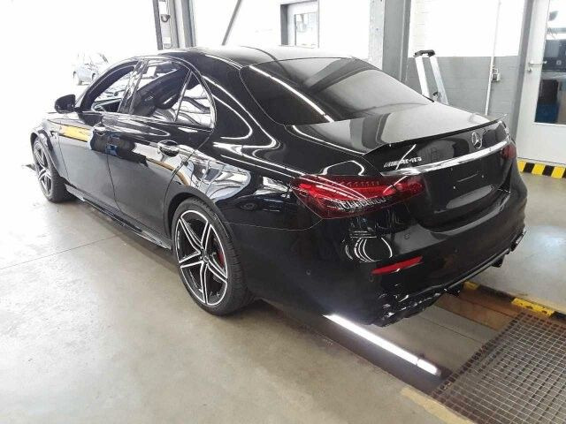 Mercedes-Benz E 63 AMG S Pano+Burm+AirM+HUD+360+uvm. - Sedan: picture 2 Mercedes-Benz E 63 AMG S Pano+Burm+AirM+HUD+360+uvm. - Sedan: picture 2