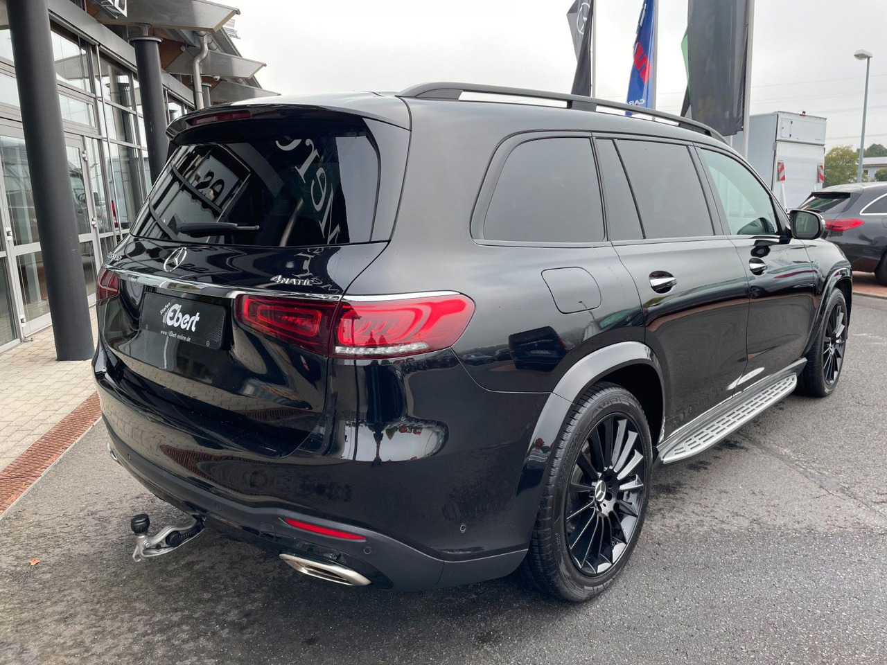 Mercedes-Benz GLS 580 4M AMG Pano+AHK+Burm+7Sitz+HUD+Fond+VOLL - SUV: picture 5 Mercedes-Benz GLS 580 4M AMG Pano+AHK+Burm+7Sitz+HUD+Fond+VOLL - SUV: picture 5
