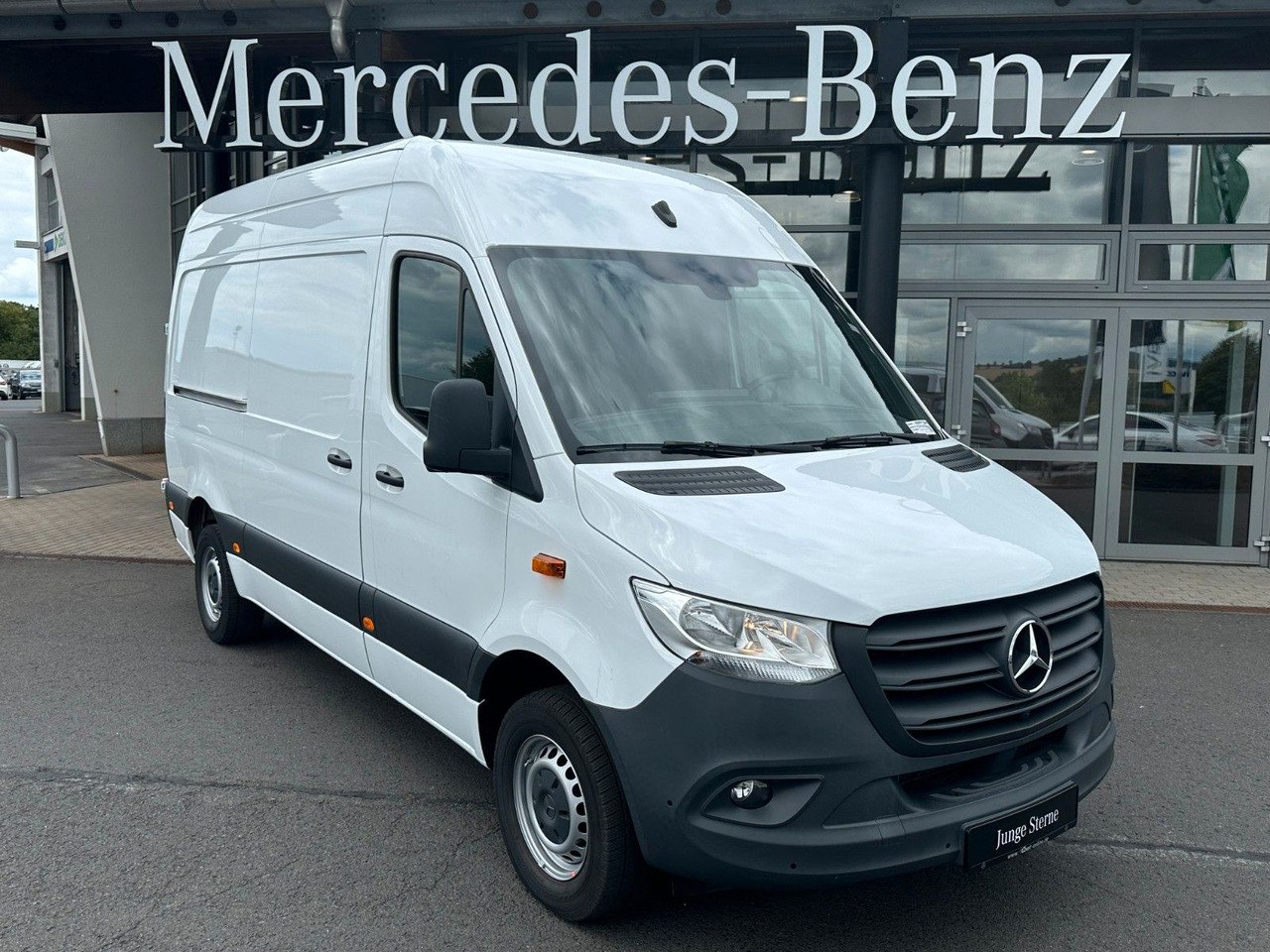 Mercedes-Benz Sprinter 317 CDI 3665 9G Klima 360 SHZ Tempomat - Panel van: picture 1 Mercedes-Benz Sprinter 317 CDI 3665 9G Klima 360 SHZ Tempomat - Panel van: picture 1
