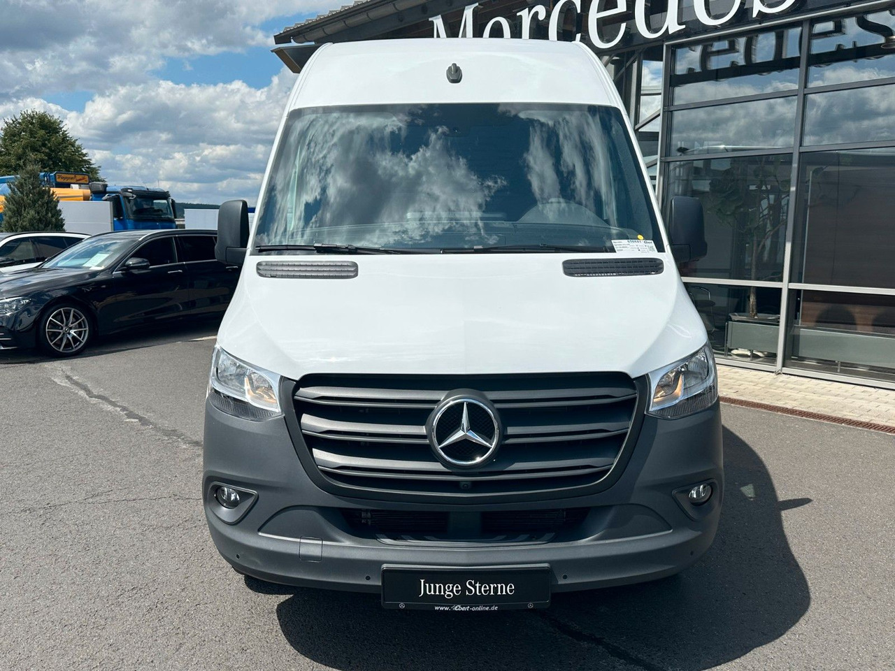 Mercedes-Benz Sprinter 317 CDI 3665 Klima 360 SHZ Tempomat - Panel van: picture 2 Mercedes-Benz Sprinter 317 CDI 3665 Klima 360 SHZ Tempomat - Panel van: picture 2