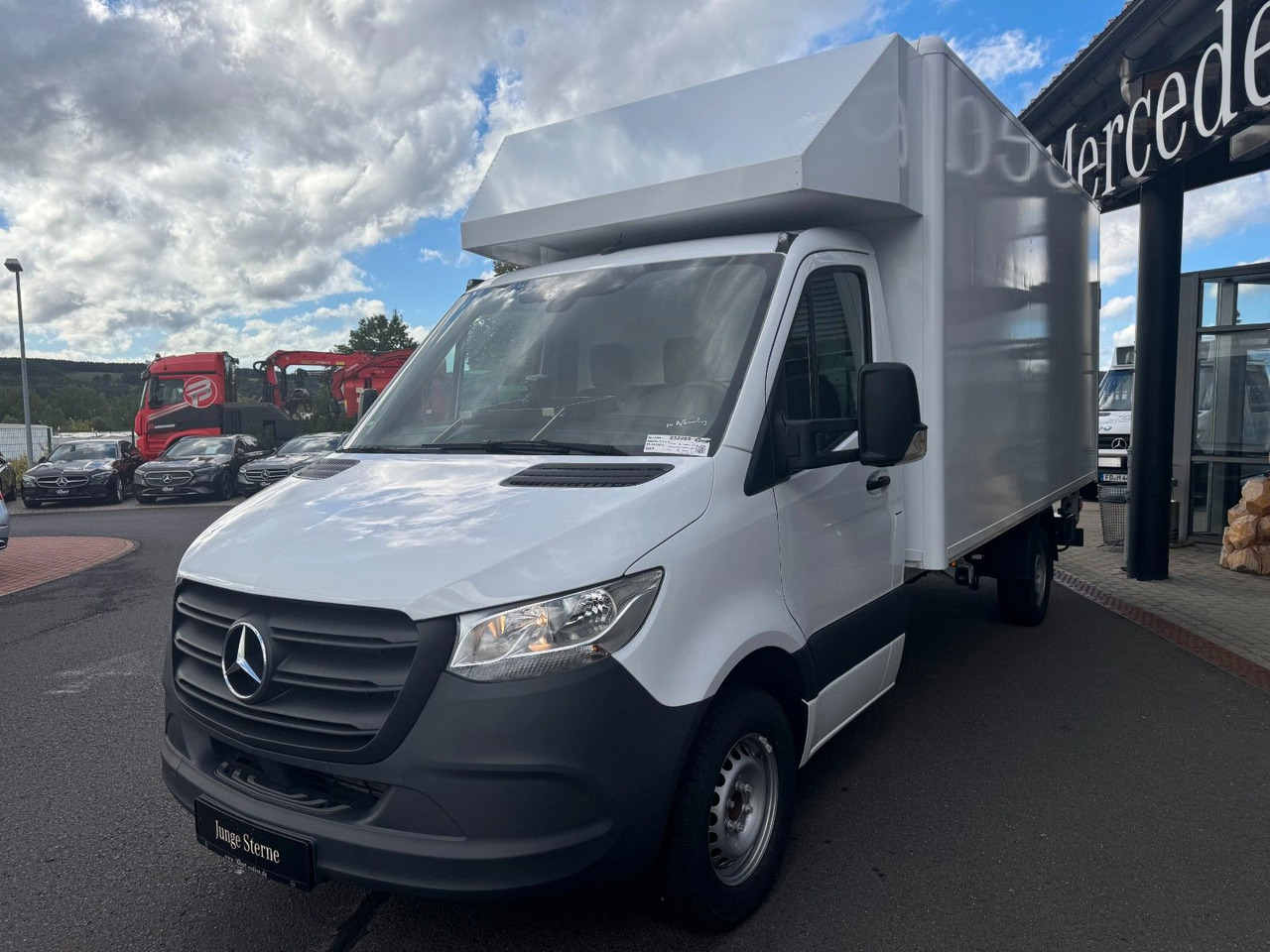 Mercedes-Benz Sprinter 317 CDI 4325 Koffer LBW Klima Kamera - Box van: picture 3 Mercedes-Benz Sprinter 317 CDI 4325 Koffer LBW Klima Kamera - Box van: picture 3