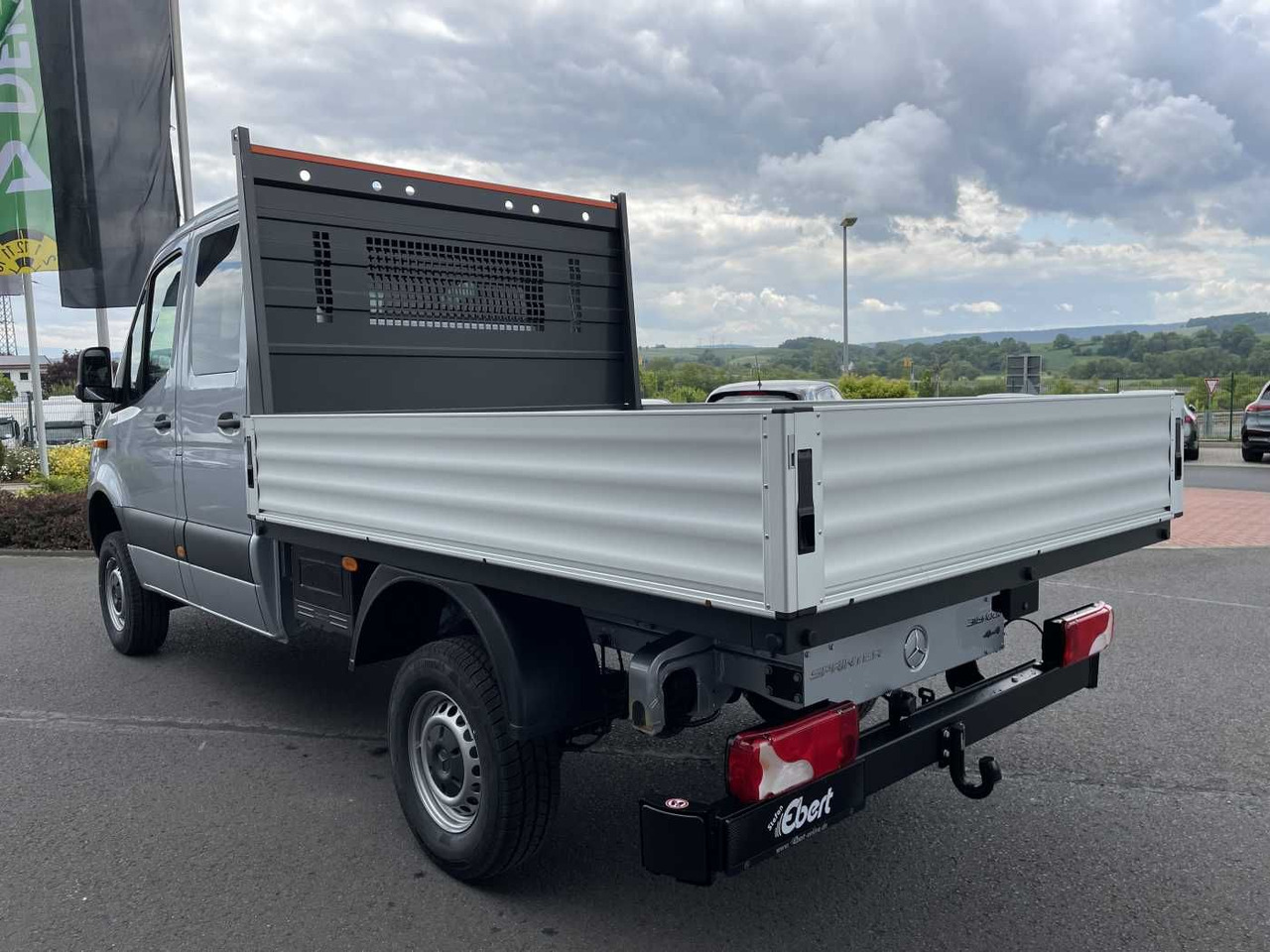 Mercedes-Benz Sprinter 319 CDI 4x4 DoKa Klima Stdheiz AHK LED - Flatbed van: picture 4 Mercedes-Benz Sprinter 319 CDI 4x4 DoKa Klima Stdheiz AHK LED - Flatbed van: picture 4