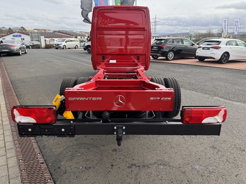 Mercedes-Benz Sprinter 517 CDI 4325 Fahrgestell AHK3,5 5.500kg - Cab chassis truck: picture 5 Mercedes-Benz Sprinter 517 CDI 4325 Fahrgestell AHK3,5 5.500kg - Cab chassis truck: picture 5