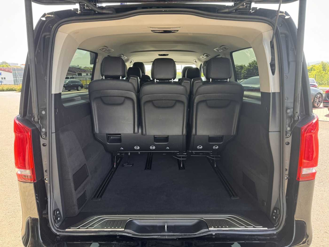 Car Mercedes-Benz V 300 d 4MATIC AVA 3430 AHK2,5 DISTRONIC 360: picture 6