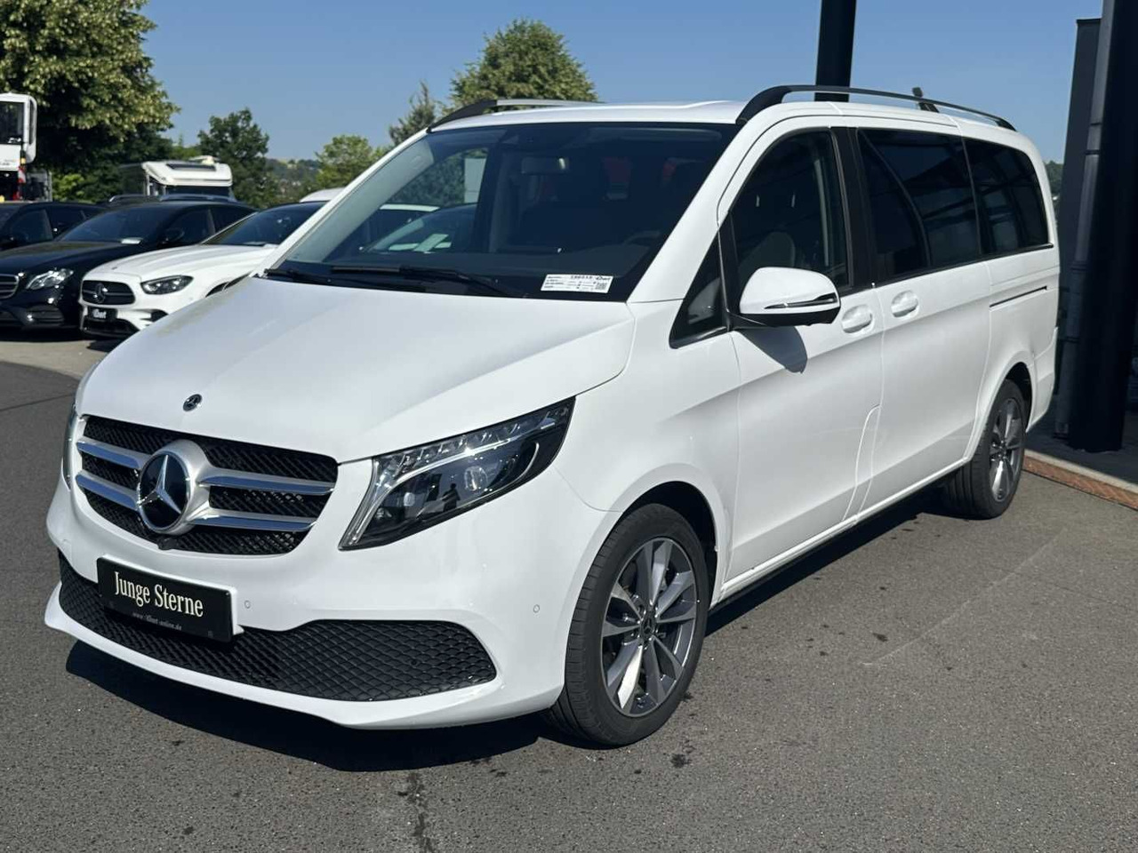 Mercedes-Benz V 300 d AVA ED 6Sitze Burmester 360Kamera el Tür - Car: picture 3 Mercedes-Benz V 300 d AVA ED 6Sitze Burmester 360Kamera el Tür - Car: picture 3