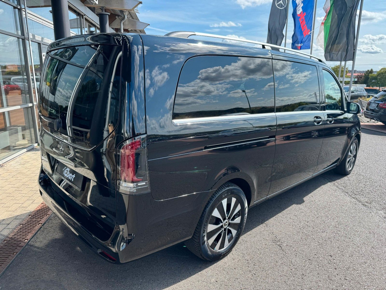 Mercedes-Benz V 300 d AVANTGARDE Extralang 360Kamera Standheiz - Station wagon: picture 5 Mercedes-Benz V 300 d AVANTGARDE Extralang 360Kamera Standheiz - Station wagon: picture 5