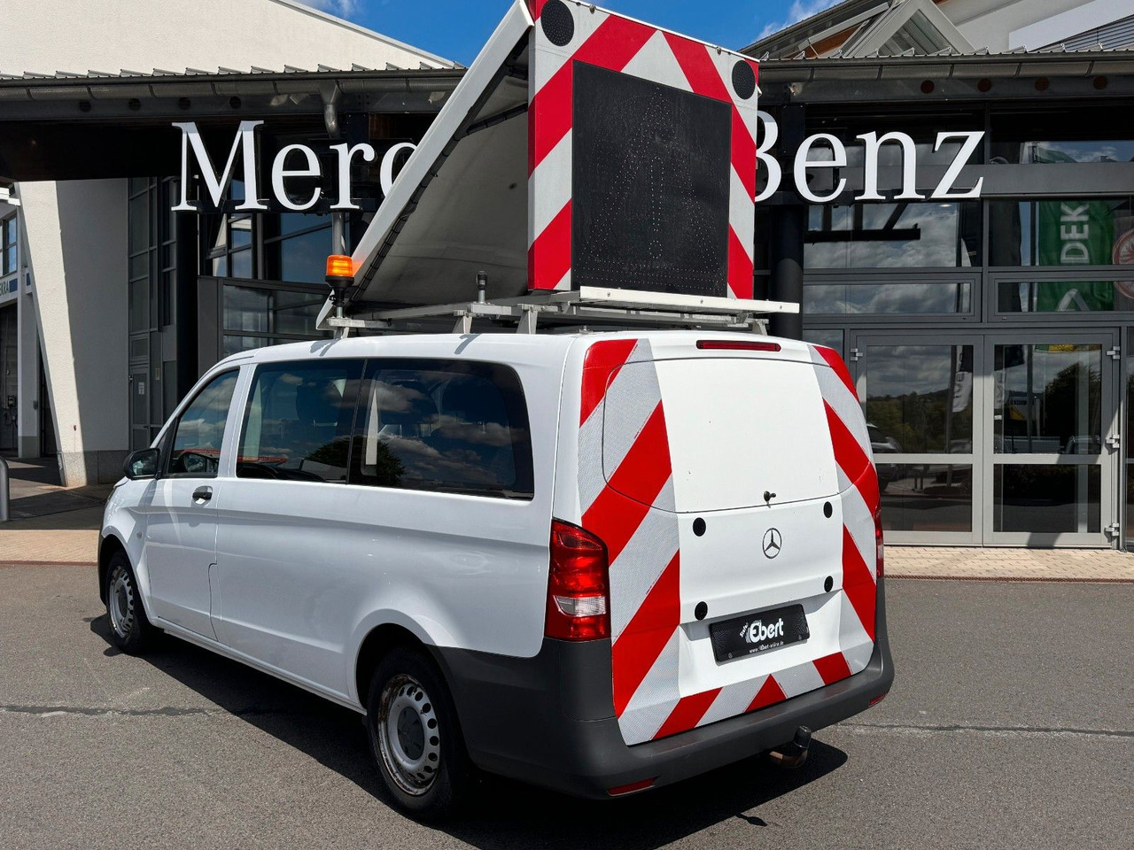 Mercedes-Benz Vito 111 CDI Tourer Begleitfahrzeug BF3+ / WVZ - Panel van: picture 1 Mercedes-Benz Vito 111 CDI Tourer Begleitfahrzeug BF3+ / WVZ - Panel van: picture 1