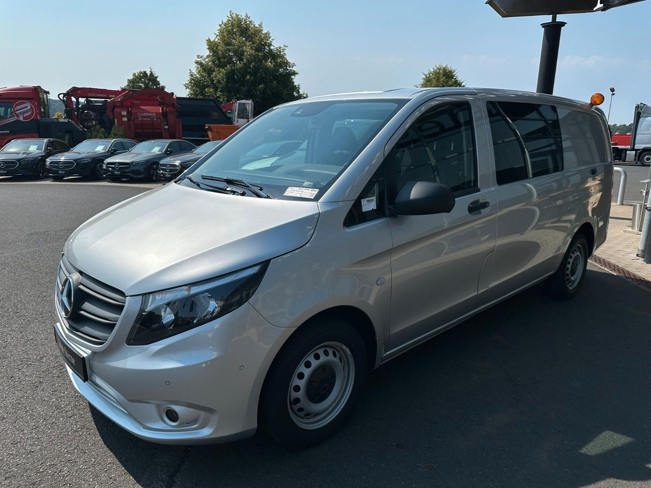 Mercedes-Benz Vito 114 CDI Mixto Regal AHK Klima PARKTRONIC - Passenger van: picture 3 Mercedes-Benz Vito 114 CDI Mixto Regal AHK Klima PARKTRONIC - Passenger van: picture 3