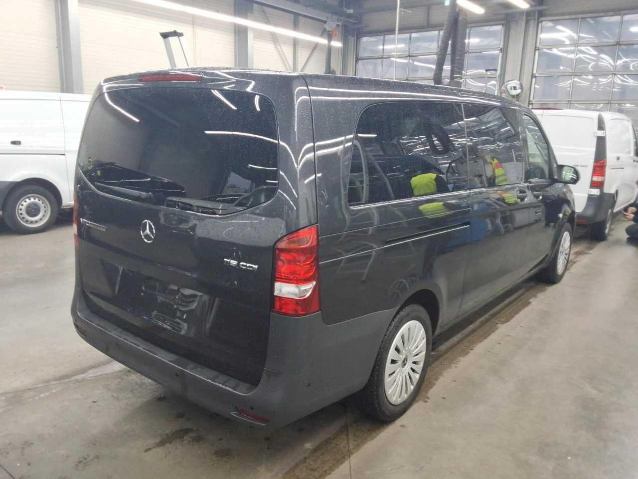 Mercedes-Benz Vito 116 CDI Tourer 2xKlima AHK Kamera Audio40 - Passenger van: picture 3 Mercedes-Benz Vito 116 CDI Tourer 2xKlima AHK Kamera Audio40 - Passenger van: picture 3