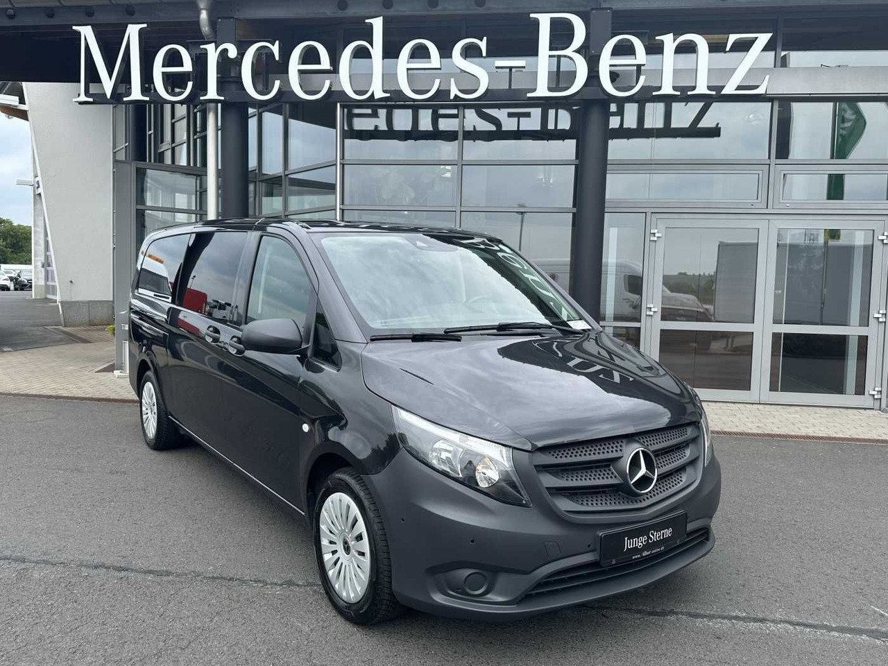 Mercedes-Benz Vito 116 CDI Tourer 3430 9G 2xKlima Kamera - Passenger van: picture 1 Mercedes-Benz Vito 116 CDI Tourer 3430 9G 2xKlima Kamera - Passenger van: picture 1