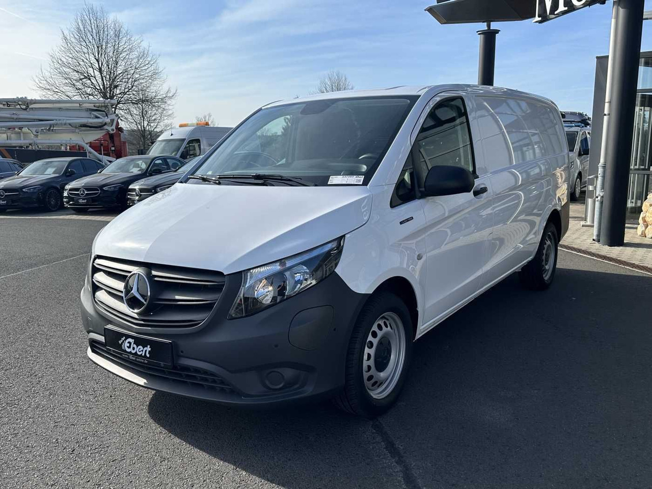 Mercedes-Benz eVito 112 Klima Kamera Audio 30 Sitzheiz Tempom. - Small van, Electric van: picture 3 Mercedes-Benz eVito 112 Klima Kamera Audio 30 Sitzheiz Tempom. - Small van, Electric van: picture 3