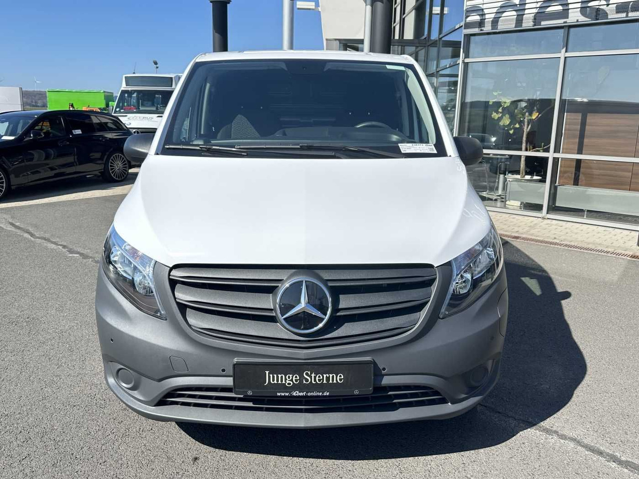 Mercedes-Benz eVito 112 Klima Kamera Audio 30 Sitzheiz Tempom. - Small van, Electric van: picture 2 Mercedes-Benz eVito 112 Klima Kamera Audio 30 Sitzheiz Tempom. - Small van, Electric van: picture 2