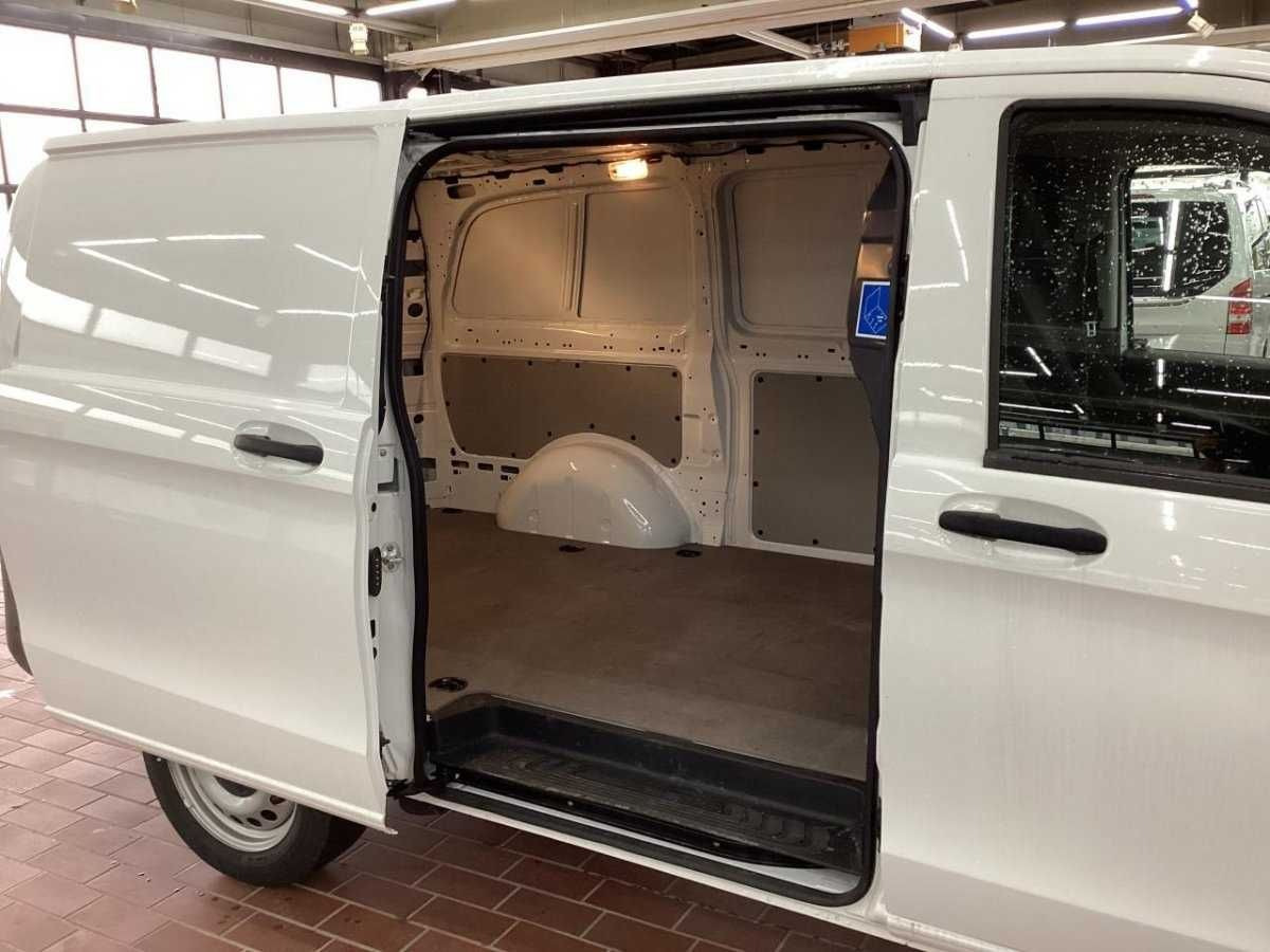 Mercedes-Benz eVito 112 Klima Kamera Audio30 Heckklappe - Small van, Electric van: picture 5 Mercedes-Benz eVito 112 Klima Kamera Audio30 Heckklappe - Small van, Electric van: picture 5