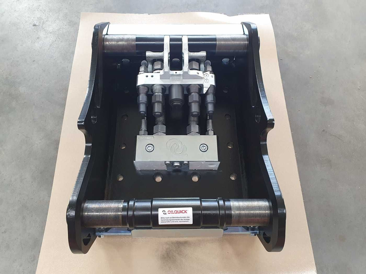 OilQuick OQ65 Adapterplatte für Westtech & mehr - Quick coupler: picture 3 OilQuick OQ65 Adapterplatte für Westtech & mehr - Quick coupler: picture 3