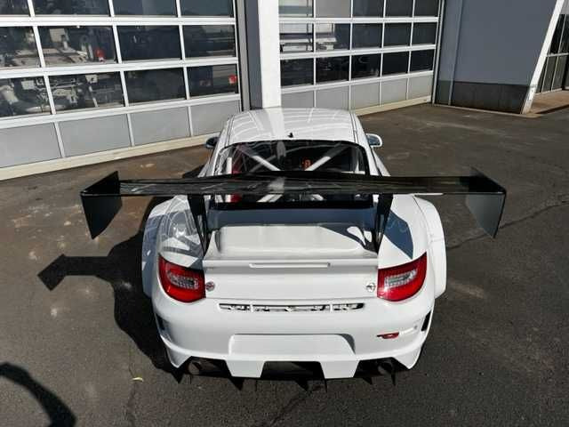 Car Porsche 997 GT2 RSR Rennwagen: picture 6