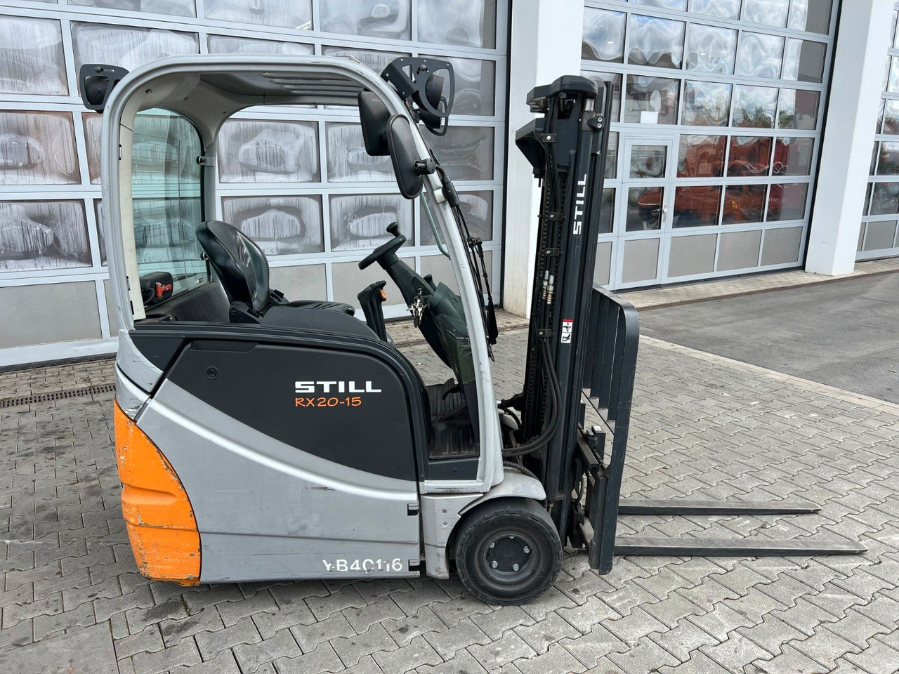Still RX 20-14 / Triplex: 4,3m / 1.447h / SS / 03.2020 - Electric forklift: picture 3 Still RX 20-14 / Triplex: 4,3m / 1.447h / SS / 03.2020 - Electric forklift: picture 3
