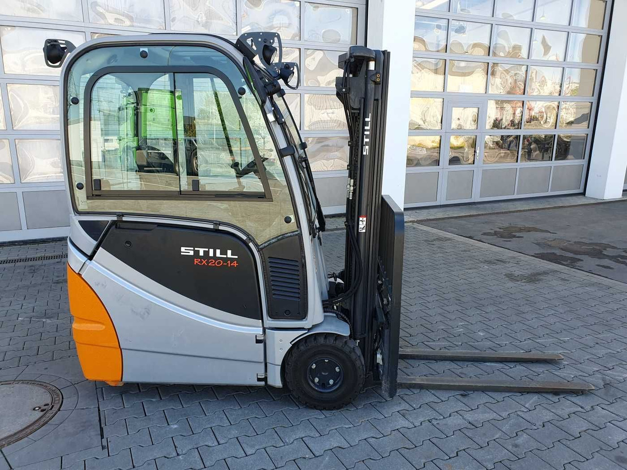 Still RX20-14 / 2016 / Triplex: 4.60m! / 271h / SS - Electric forklift: picture 2 Still RX20-14 / 2016 / Triplex: 4.60m! / 271h / SS - Electric forklift: picture 2