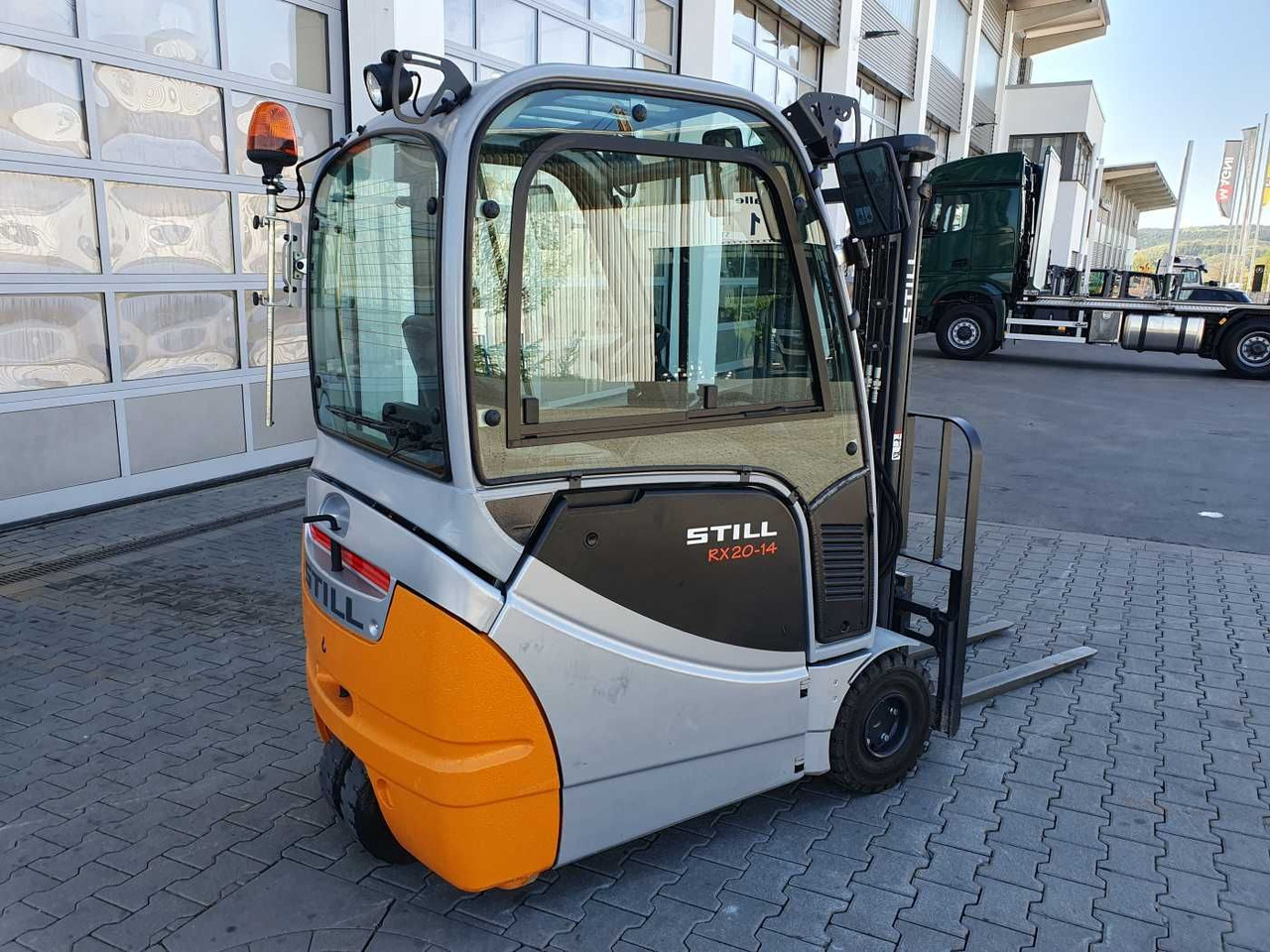 Still RX20-14 / 2016 / Triplex: 4.60m! / 271h / SS - Electric forklift: picture 3 Still RX20-14 / 2016 / Triplex: 4.60m! / 271h / SS - Electric forklift: picture 3