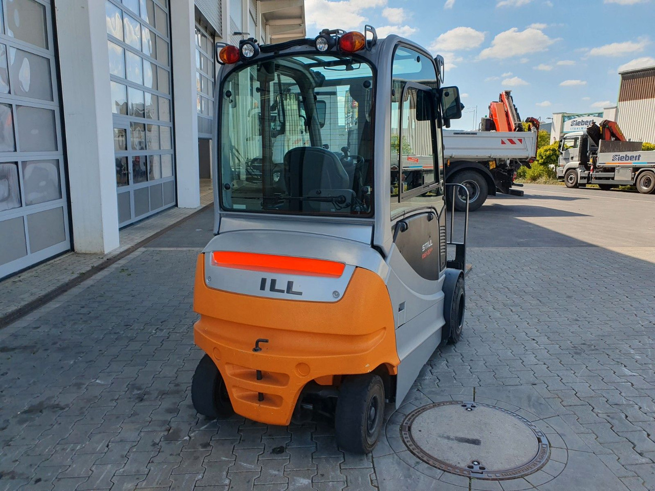 Still RX60-30L/600 - Triplex: 4,6m / nur 1.245h / SS - Electric forklift: picture 5 Still RX60-30L/600 - Triplex: 4,6m / nur 1.245h / SS - Electric forklift: picture 5