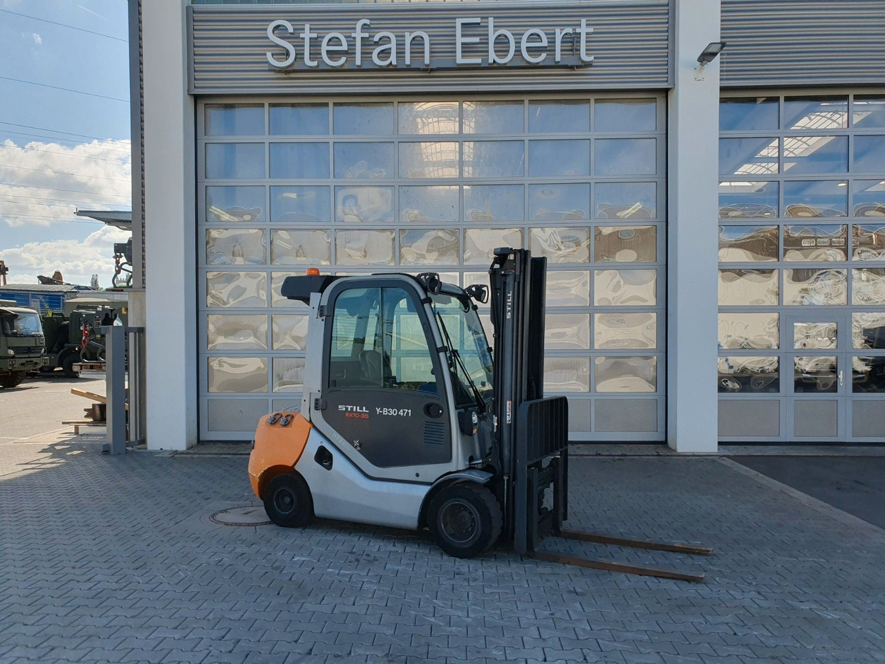 Still RX70-35 / Triplex: 4.80m / nur 2.004h! / Klima - Diesel forklift: picture 1 Still RX70-35 / Triplex: 4.80m / nur 2.004h! / Klima - Diesel forklift: picture 1