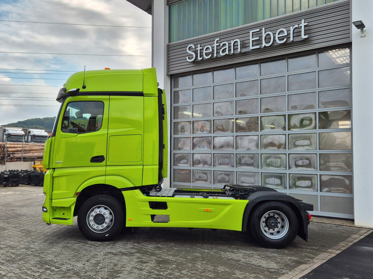 Mercedes-Benz Actros 1851 LS Öl-Retarder Standklima Mirror Big - Tractor unit: picture 5 Mercedes-Benz Actros 1851 LS Öl-Retarder Standklima Mirror Big - Tractor unit: picture 5