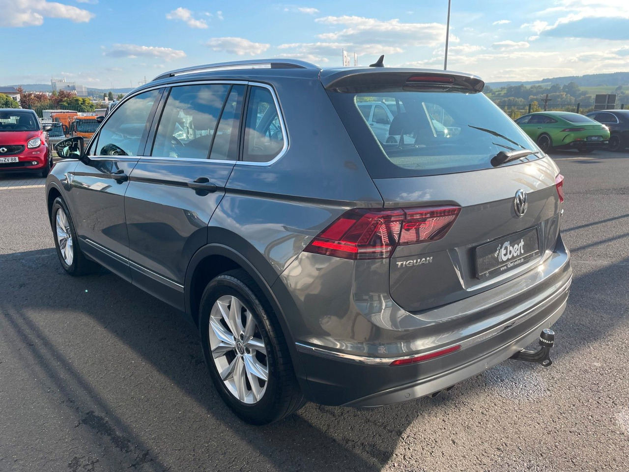 Volkswagen Tiguan 2.0 TSI Highline 4M AHK+LED+DAB+ACC+PDC - SUV: picture 3 Volkswagen Tiguan 2.0 TSI Highline 4M AHK+LED+DAB+ACC+PDC - SUV: picture 3