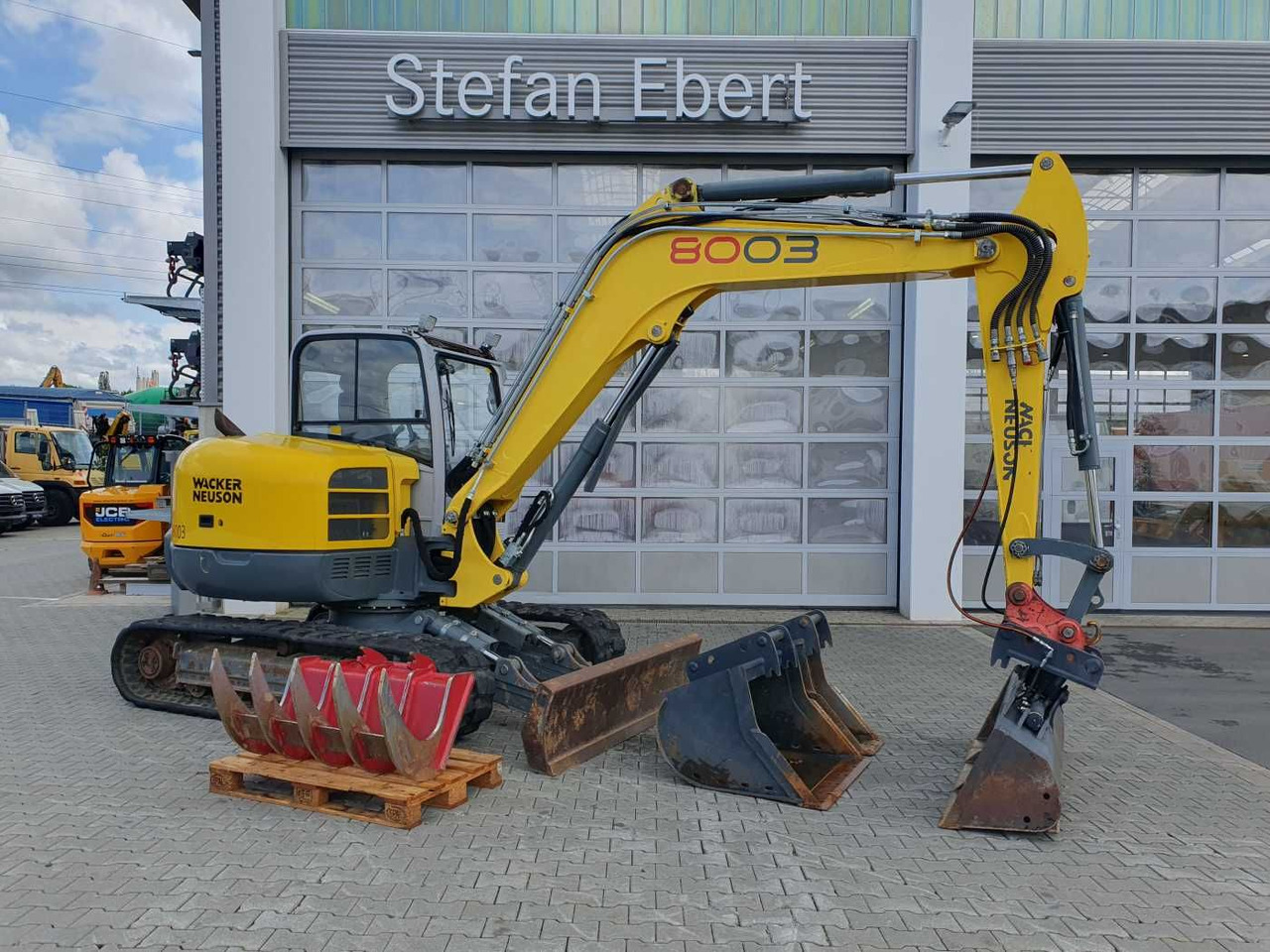 Wacker 8003 / MS08 / nur 4.035h / 2014 / Löffelpaket - Mini excavator: picture 1 Wacker 8003 / MS08 / nur 4.035h / 2014 / Löffelpaket - Mini excavator: picture 1