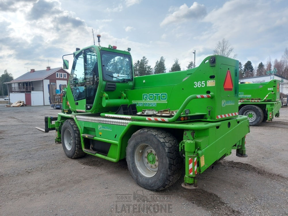 Merlo ROTO 40.25MCSS with basket, remote, jib - Telescopic handler: picture 4 Merlo ROTO 40.25MCSS with basket, remote, jib - Telescopic handler: picture 4