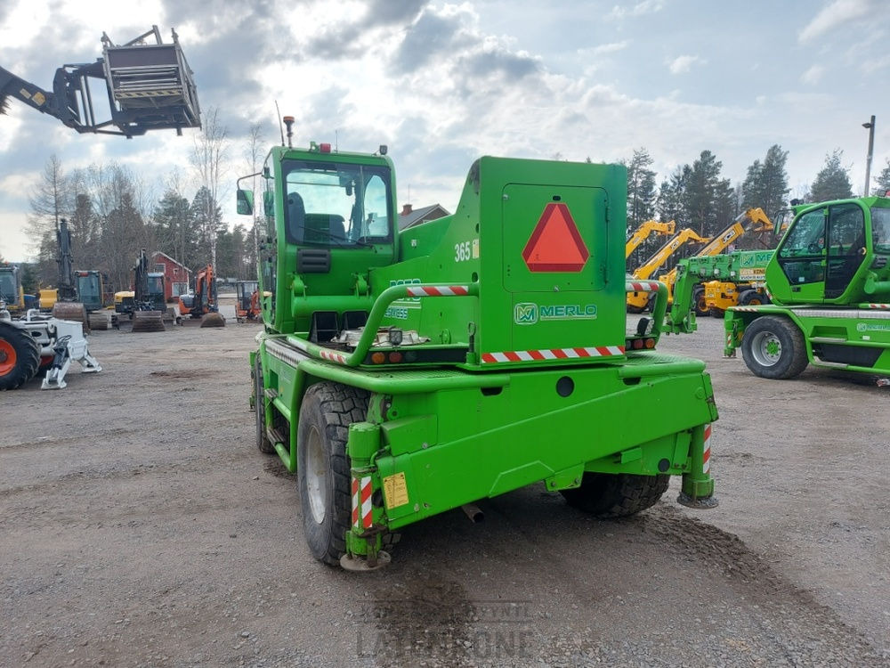 Merlo ROTO 40.25MCSS with basket, remote, jib - Telescopic handler: picture 5 Merlo ROTO 40.25MCSS with basket, remote, jib - Telescopic handler: picture 5