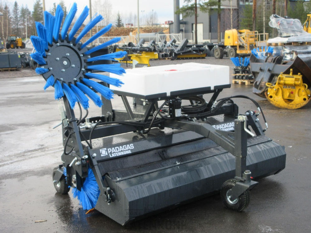 Padagas Keräävä harjalaite PI-21BH - Broom for Construction machinery: picture 3 Padagas Keräävä harjalaite PI-21BH - Broom for Construction machinery: picture 3