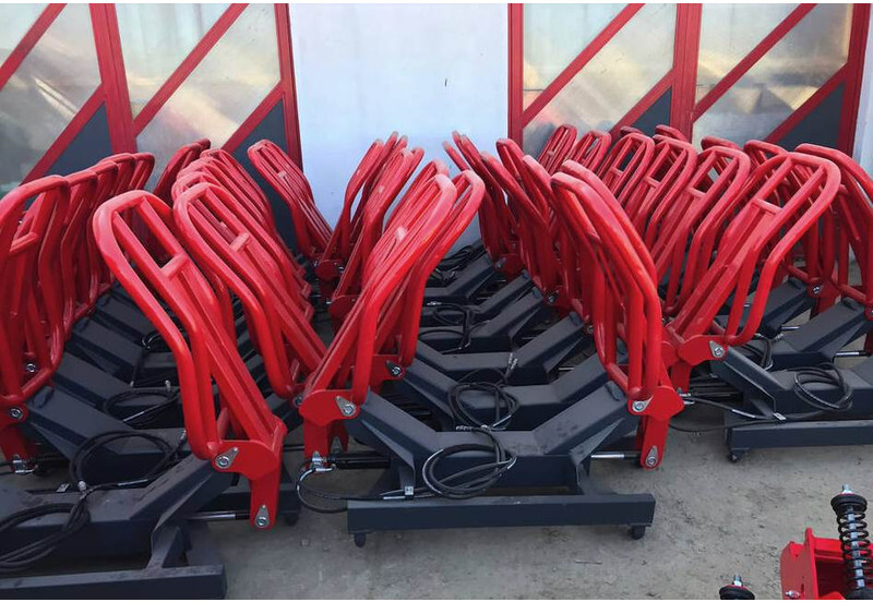 Inter-Tech chwytak do bel SC01 - Attachment for Agricultural machinery: picture 3 Inter-Tech chwytak do bel SC01 - Attachment for Agricultural machinery: picture 3