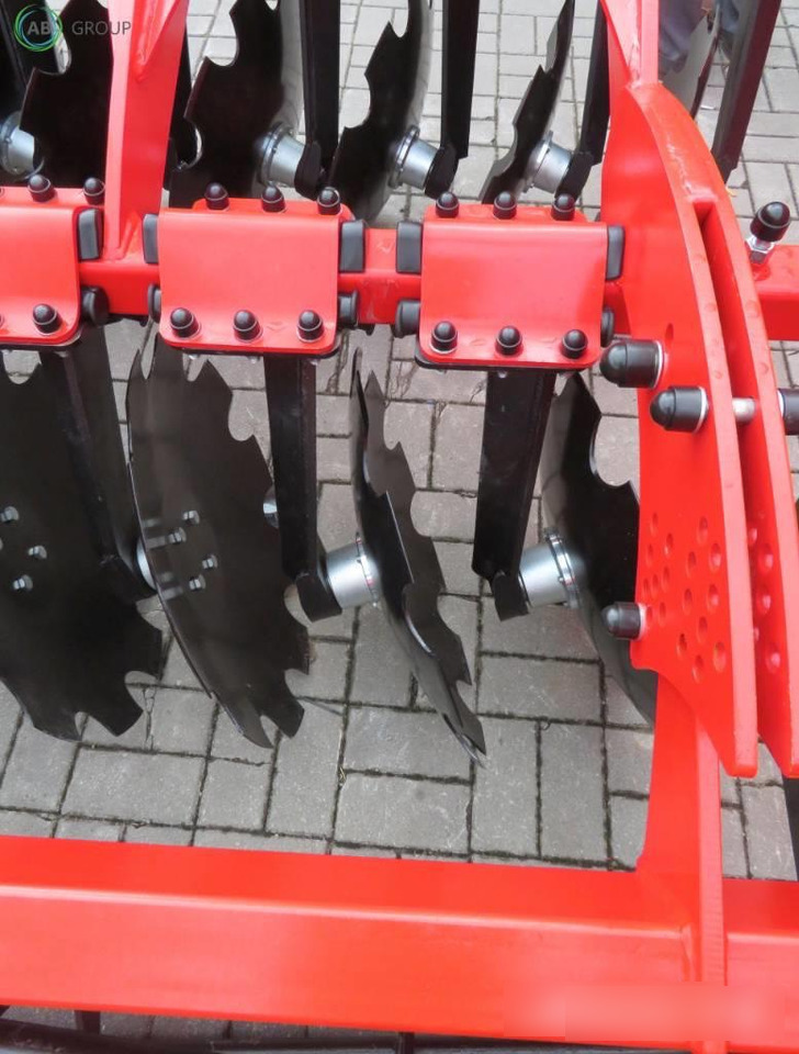 Awemak hydraulic folding disc harrow Ozyrys BTH40, 4 m - Disc harrow: picture 4 Awemak hydraulic folding disc harrow Ozyrys BTH40, 4 m - Disc harrow: picture 4