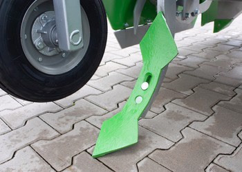 Bomet ridge forming and cultivating aggregate Ara P520, 67,5 mm - Potato equipment: picture 4 Bomet ridge forming and cultivating aggregate Ara P520, 67,5 mm - Potato equipment: picture 4