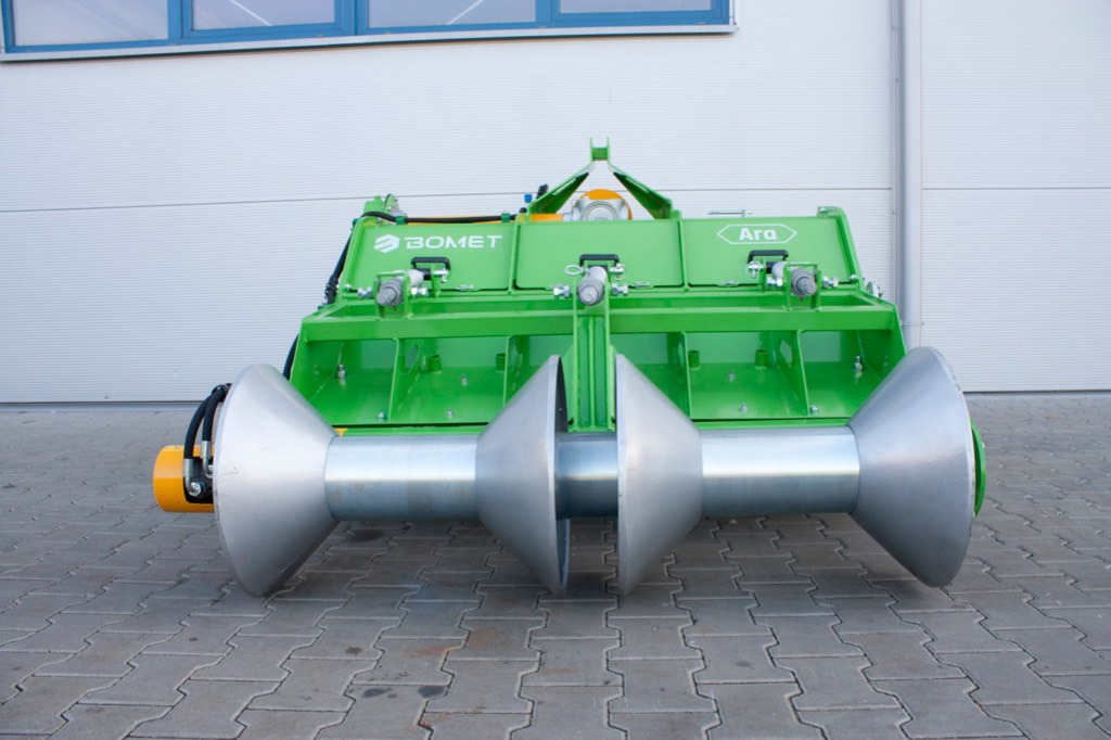 Bomet ridge forming and cultivating aggregate Ara P520, 67,5 mm - Potato equipment: picture 1 Bomet ridge forming and cultivating aggregate Ara P520, 67,5 mm - Potato equipment: picture 1