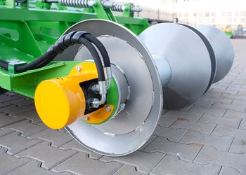 Bomet ridge forming and cultivating aggregate Ara P520, 67,5 mm - Potato equipment: picture 5 Bomet ridge forming and cultivating aggregate Ara P520, 67,5 mm - Potato equipment: picture 5